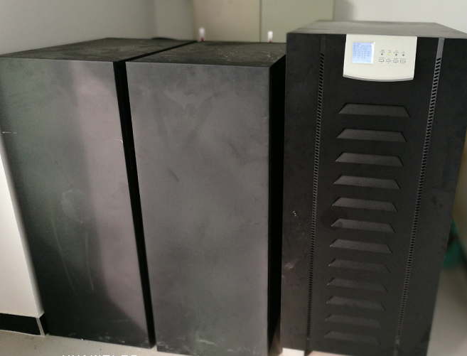 ups電源電子商務(wù)那些行業(yè)應(yīng)用比較廣泛,UPS電源運(yùn)用智能化的充電控制方式，